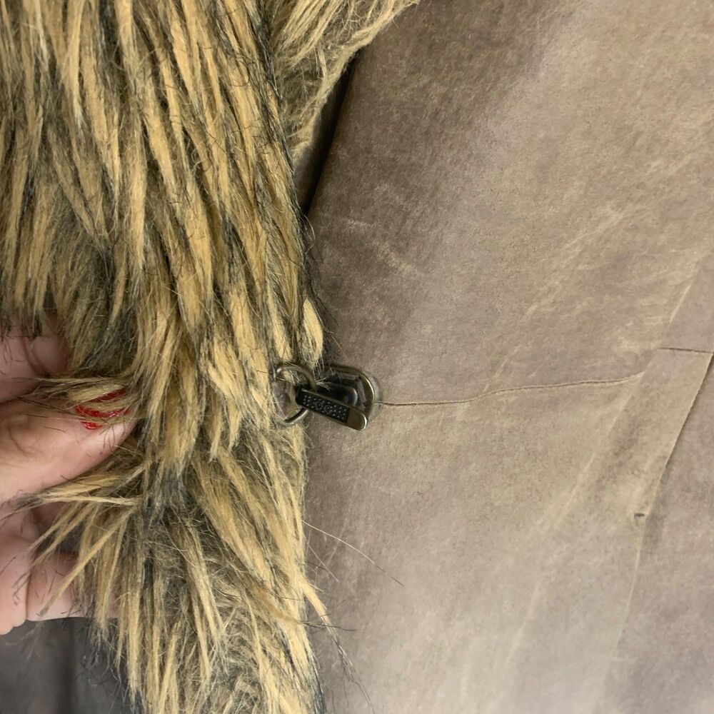 Vintage Newport News Leather Coat Womens M Brown Faux Fur Trim Y2K Boho - Picture 8 of 14